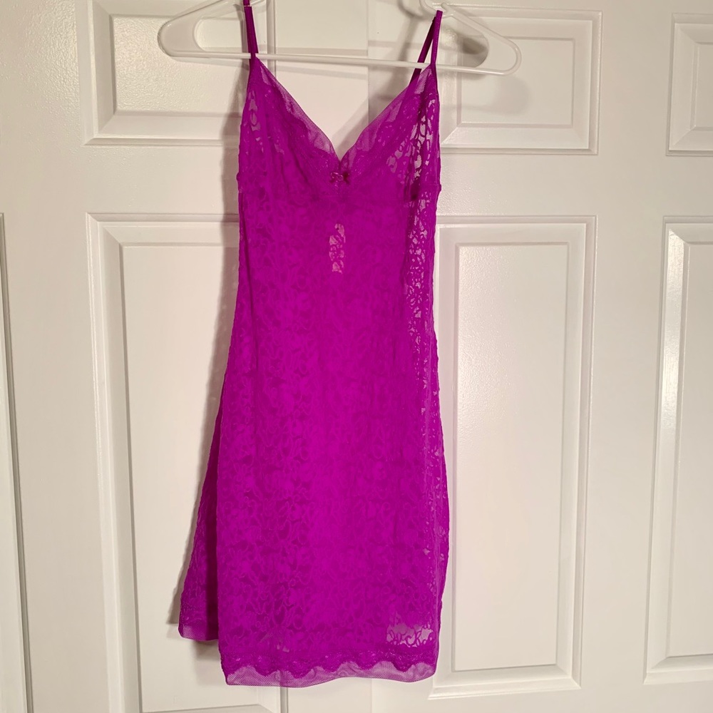 Victoria’s Secret lace slip NWT